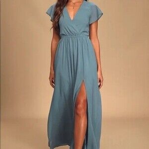 Lulu’s Maxi Dress Lost in the Moment Slate Blue size small